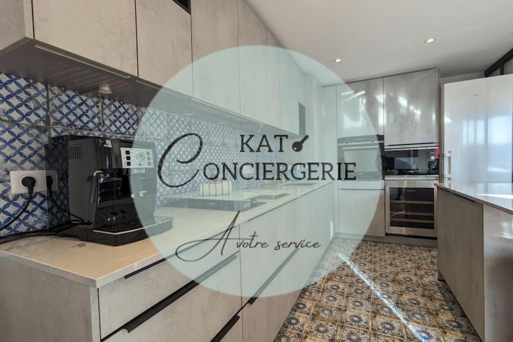 Le 828 : Appartement En Plein Centre De Vannes Eksteriør billede